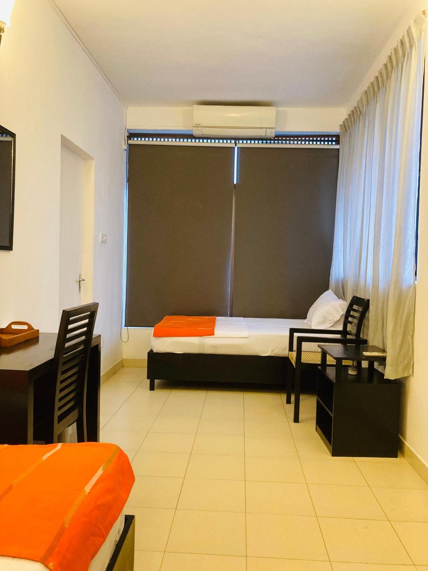 Asian House Hotell Colombo Eksteriør bilde